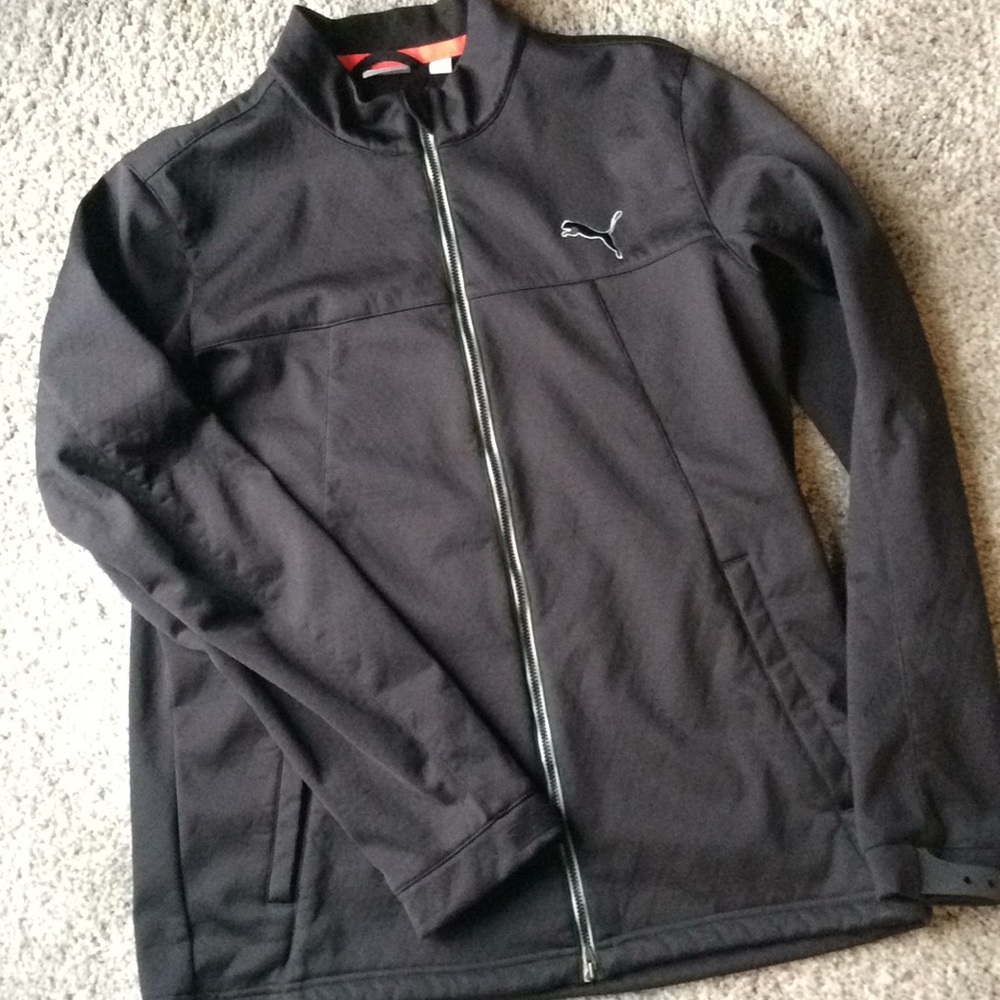 Puma Golf PWRWARM zip up jacket. Large.